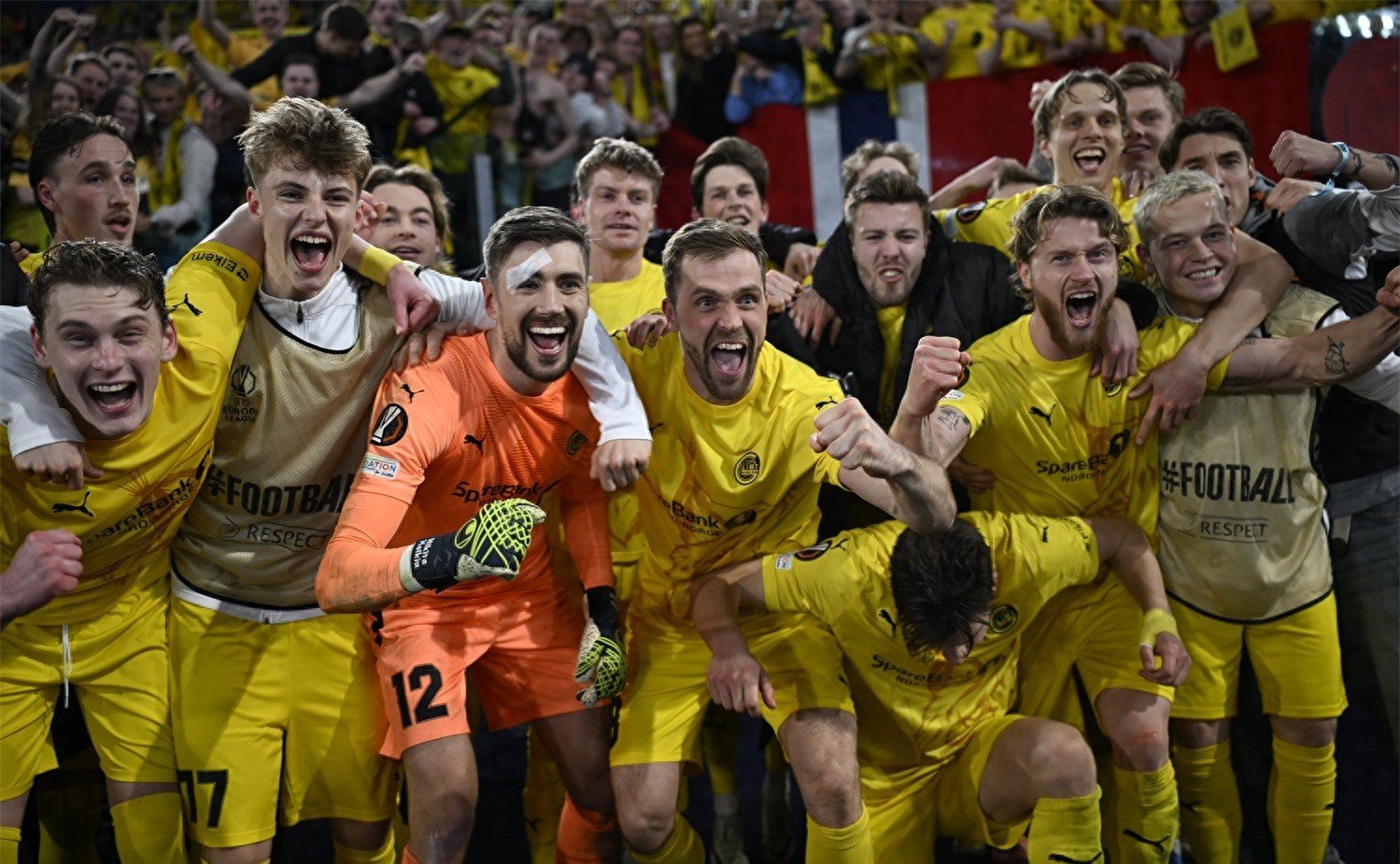 九游账号登录中心官网-欧超杯赛程吃紧；波特兰开拓者集结日完成体检；质疑声仍在；更衣室氛围转暖(波特兰开拓者)